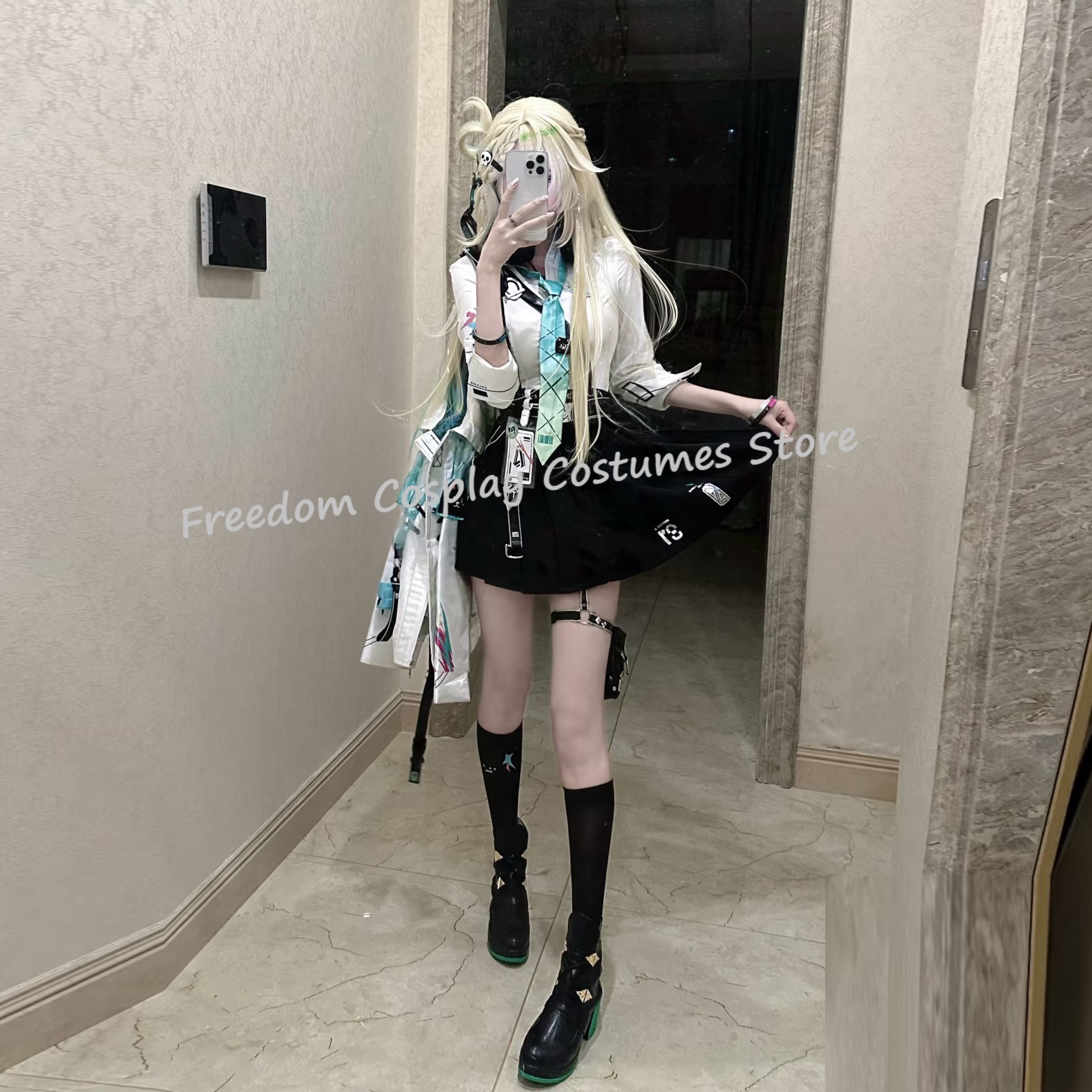 Fantasia de cosplay do jogo Wu - Party Games School avaliação e preço